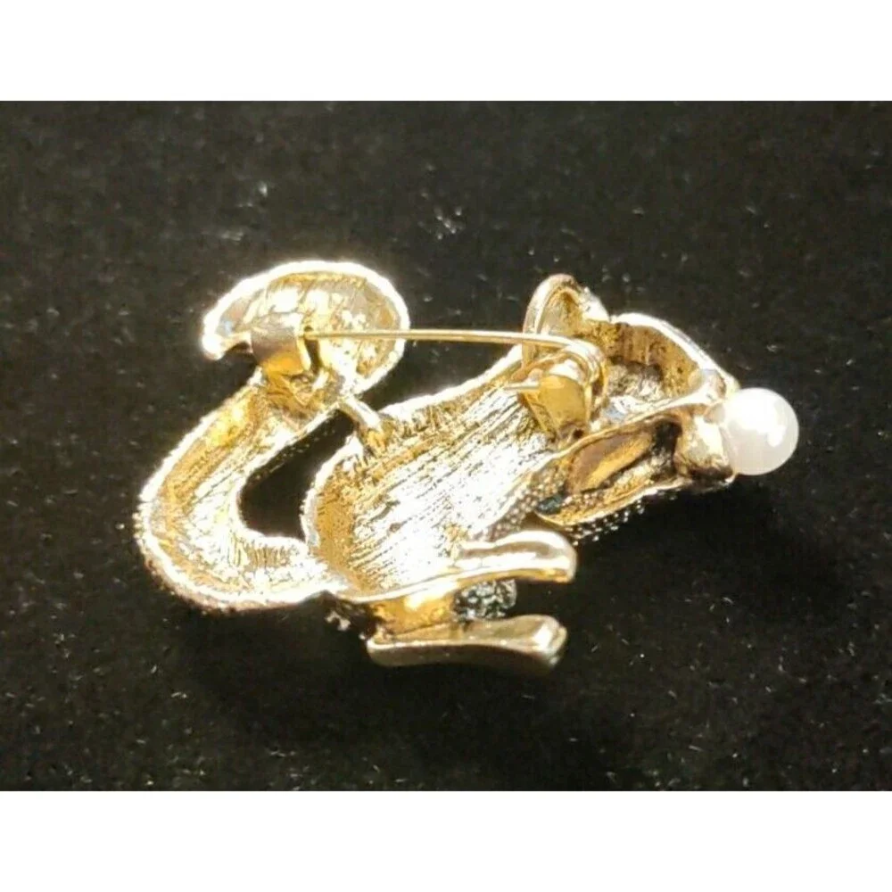 Rhinestone & Enamel Squirrel Brooch/Pendant 2